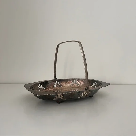 Silver Basket - Picture 2 of 4